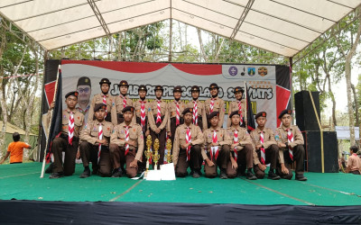 Paspramore MTsN 1 Kediri Raih Prestasi di Jambore Cabang Penggalang 2025